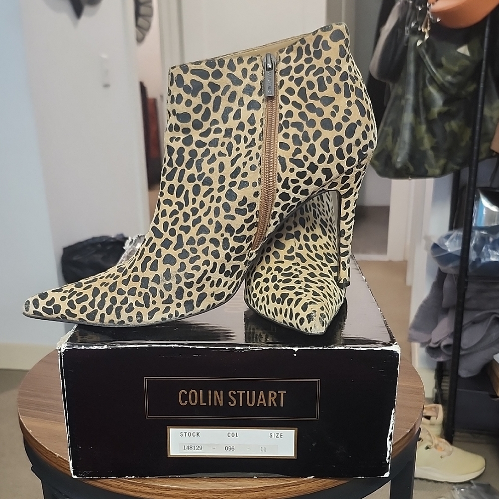 Colin Stuart Leather  Leopard Print Stiletto Heeled Boots